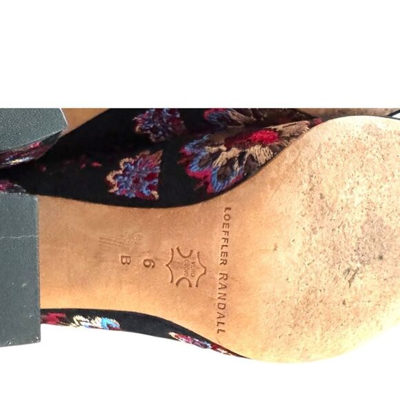 Loeffler Randall Sydnee Black Floral Suede Embroidery High Block Heel Pumps Sz 6 - Picture 9 of 11